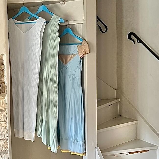 How To Care For Pleated Clothes - Clothes Doctor