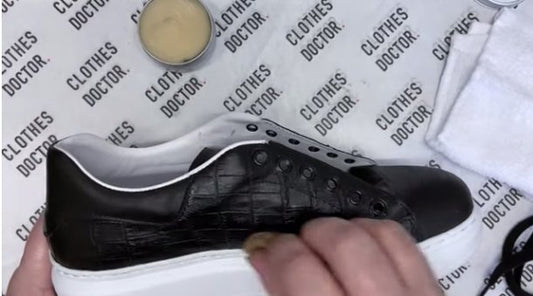 How To Rehydrate Leather | Saint and Sofia x Clothes Doctor - Clothes Doctor
