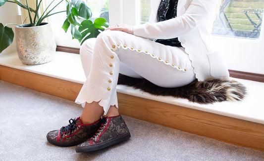 Shop Vintage In London Without Being Stuck In The 90s - Clothes Doctor