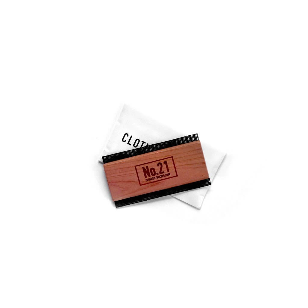 Cashmere Comb in Red Cedarwood - Clothes Doctor