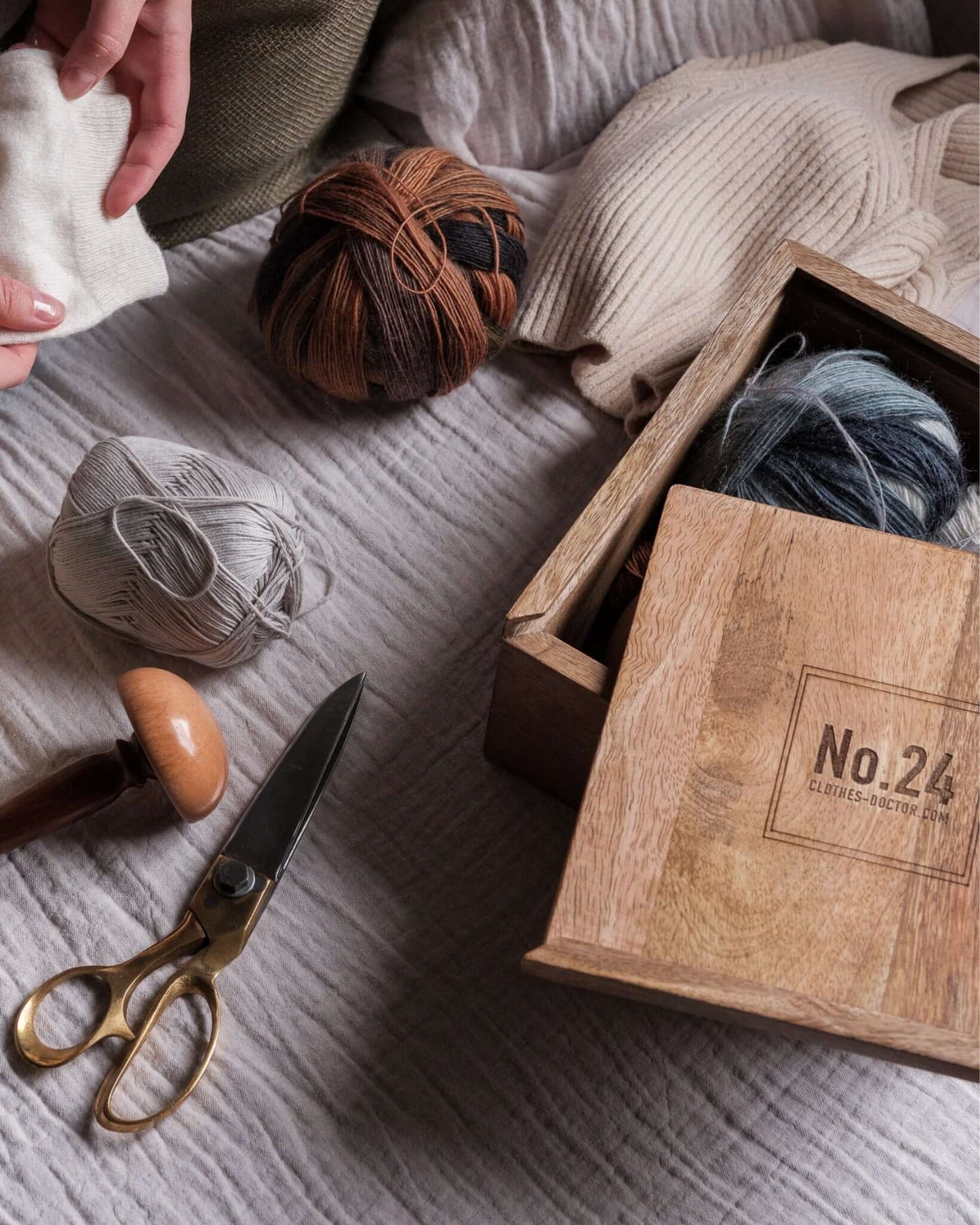 Wooden Sewing Box - Clothes Doctor