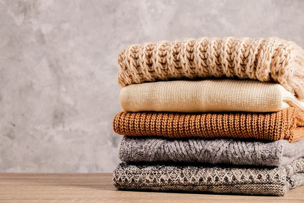 How To Repair a Hole In Knit Fabric - Clothes Doctor