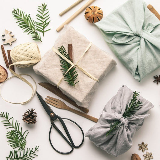 Plastic Free Christmas Gift Guide | Eco-Friendly Stocking Fillers - Clothes Doctor