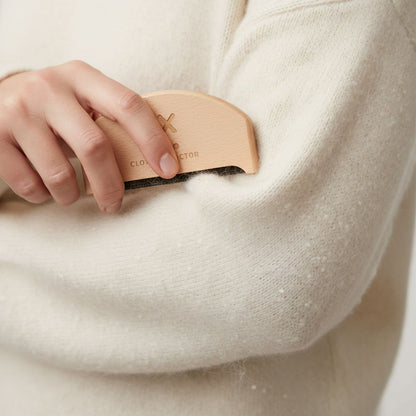 Cashmere Comb in Beechwood