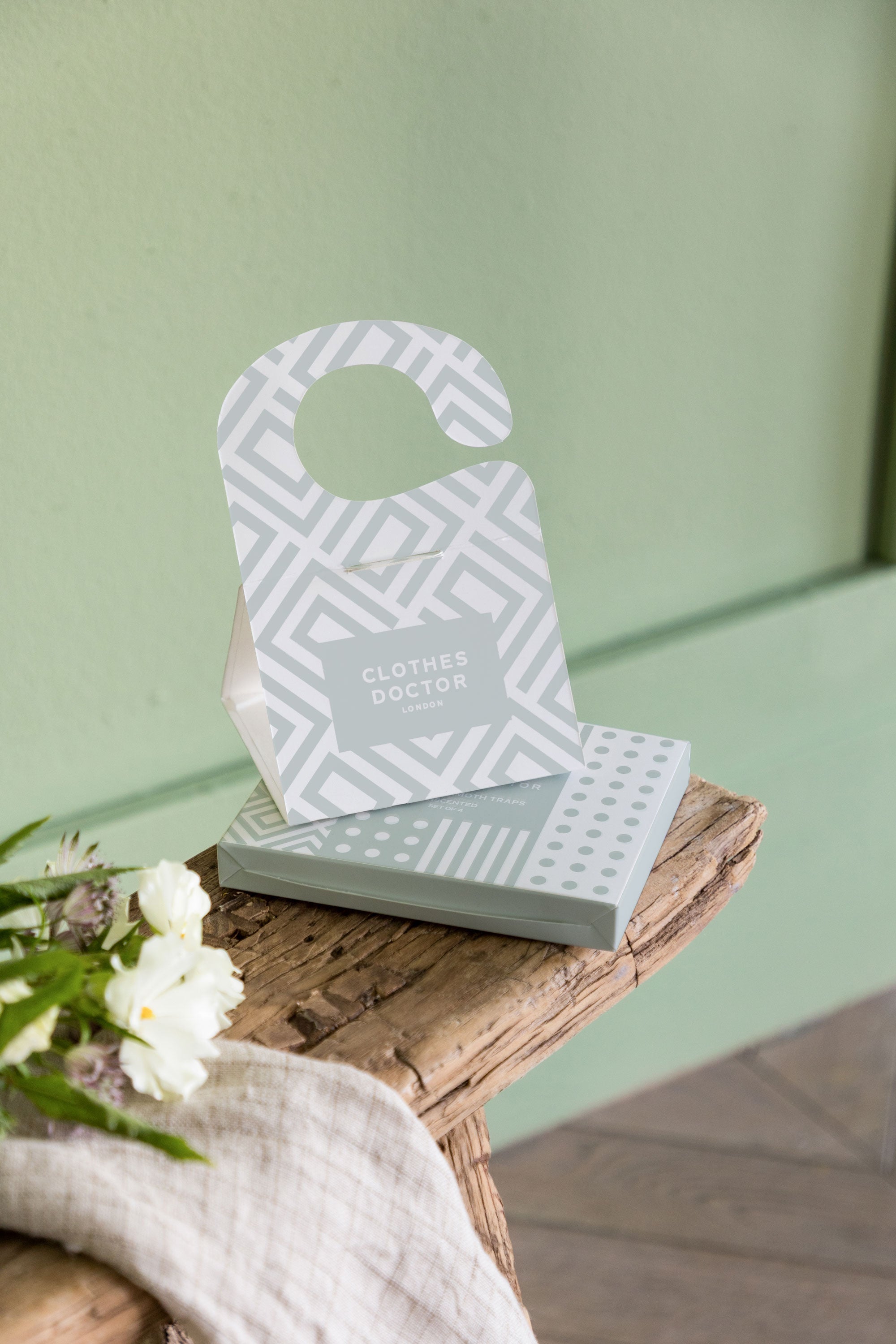 Pheromone Moth Traps - Thumbnail 2